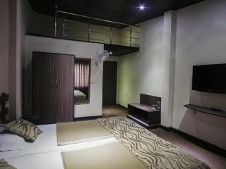 The Corner Hotel Nainital Kültér fotó